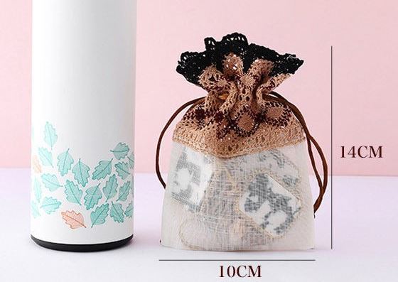 ถุงผ้าใส่ของชำร่วย ขนาด 10x14 cm ถักลูกไม้ แบบไทย ถุงผ้าโปร่งสีขาว ใส่ของขวัญ ของชำร่วย แบบเก๋ ๆ 626023