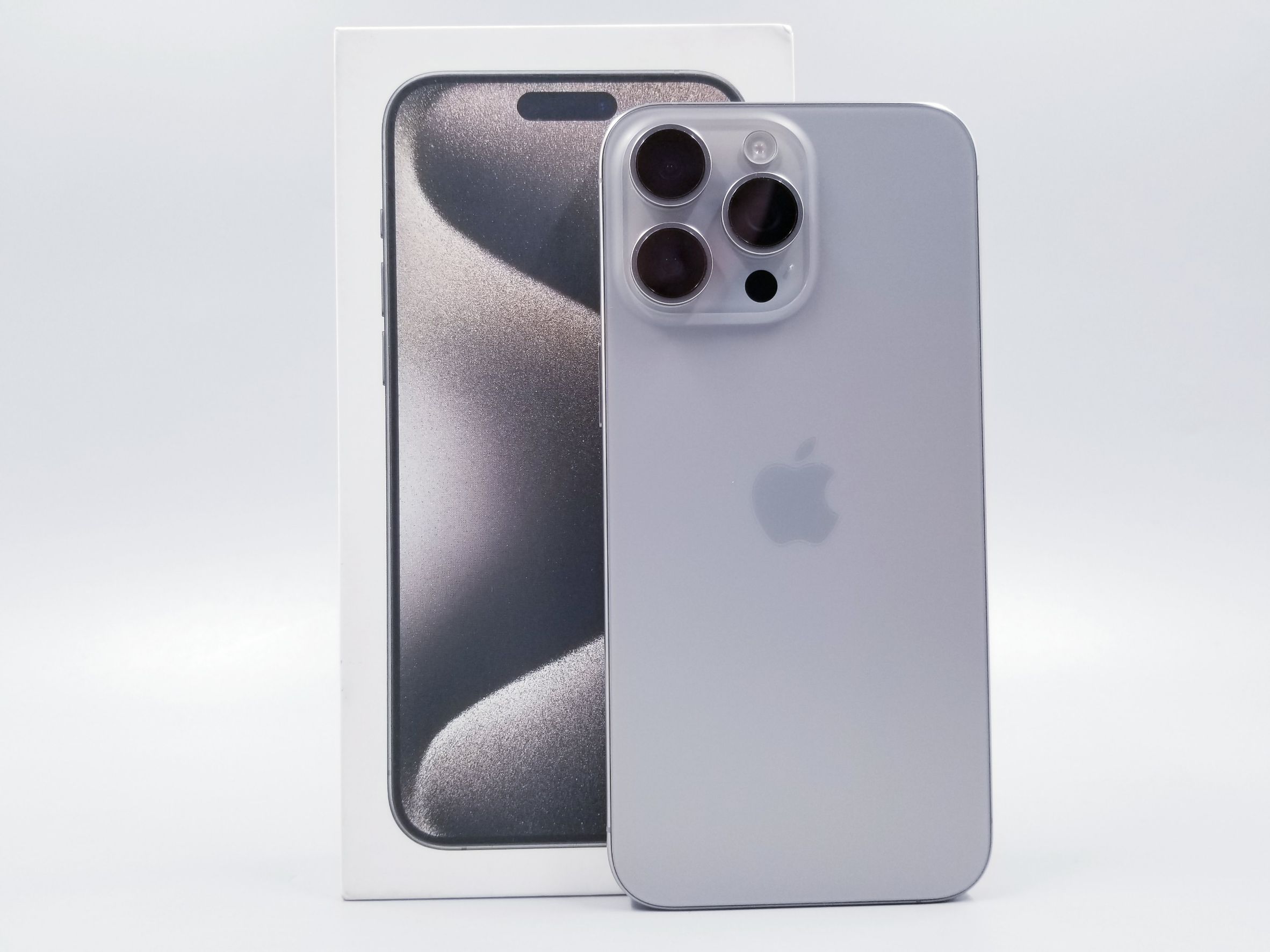 iPhone 15 Pro Max 256GB Natural Titanium สวยครบกล่อง เครื่องเดิมๆครับ