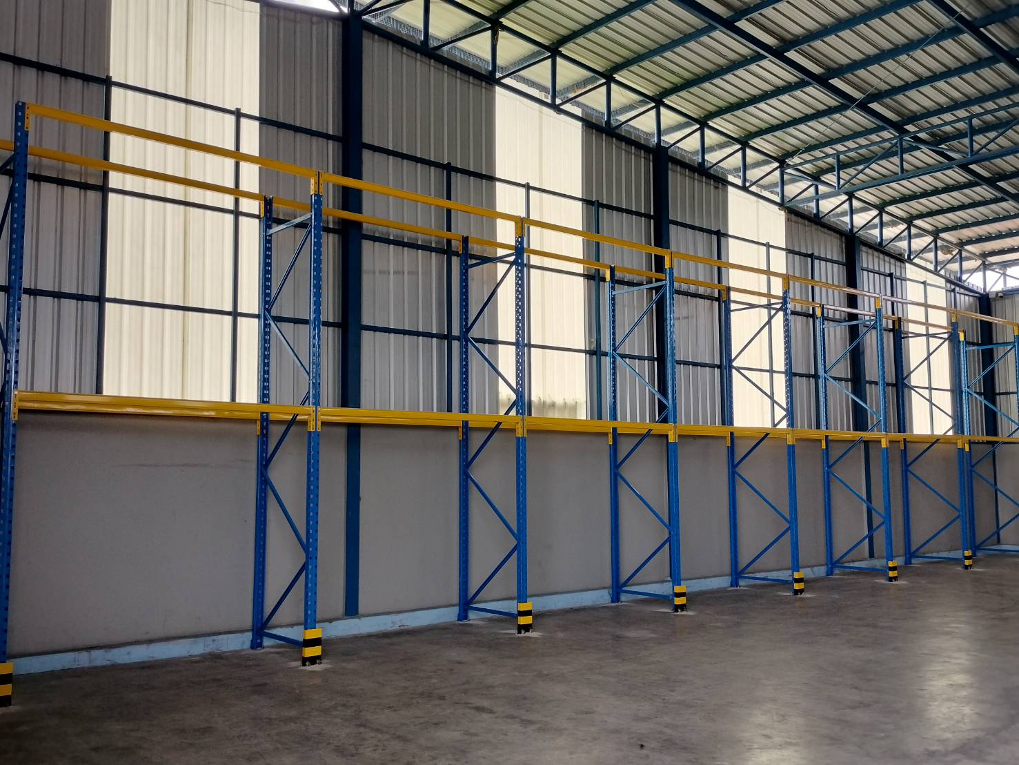 #รีวิวติดตั้งชั้นวางสินค้าในคลังสินค้ามีกันชนเสา