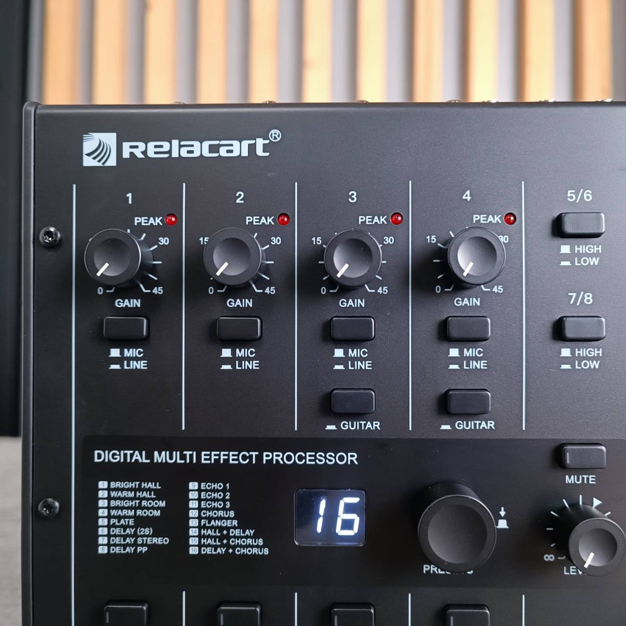 RELACART MIXX8.6 mixer มิกเซอร์ มิกเซอร์ดิจิตอล 8 อินพุต เสียบไมค์ได้ 4 ช่อง MIXX-8.6 ดิจิตอลมิกเซอร์ MIXX 8.6 เอไอ-ไพศาล