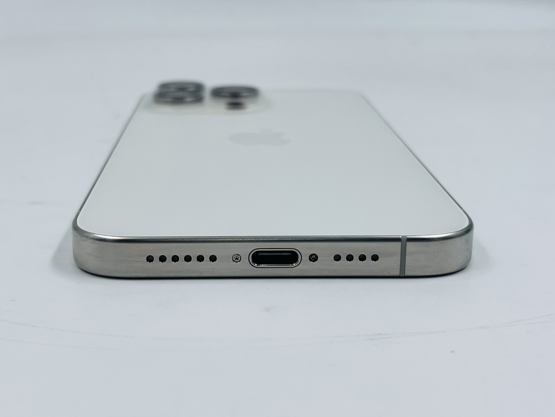 🤍 iPhone 15 Pro Max 256GB White Titanium 🤍 😶🌫️ i15PM❕️เครื่องเดิมๆ❕️#ศูนย์แท้ ราคาคุ้ม 👀