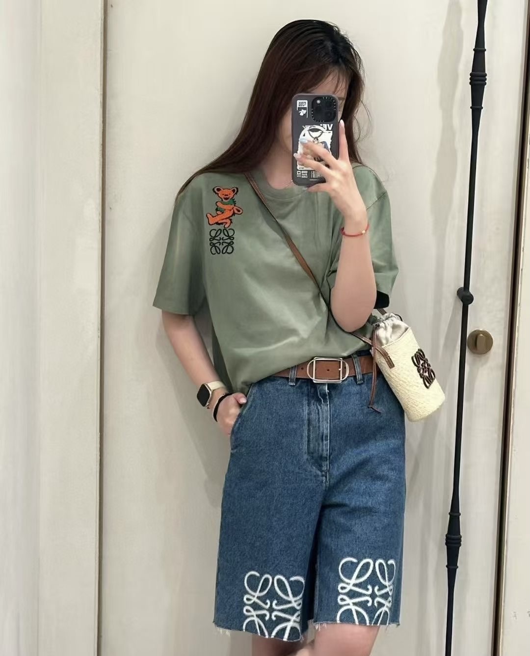 **do** เสื้อยืด Loewe Relaxed fit T-shirt in cotton ใส่ได้ ชาย หญิง สินค้าใหม่ ของแท้
