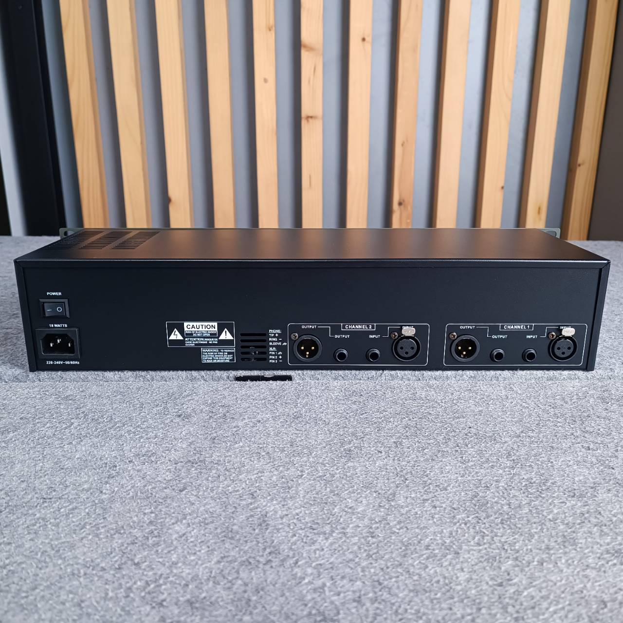 MICROTECH CE-231XL EQ อีควอไลเซอร์ อีคิว ปรับย่านความถี่เสียง 2 ชั้นสไลค์ยาว เครื่องปรับแต่งสัญญาณเสียง CE231XL CE 231XL เอไอ-ไพศาล