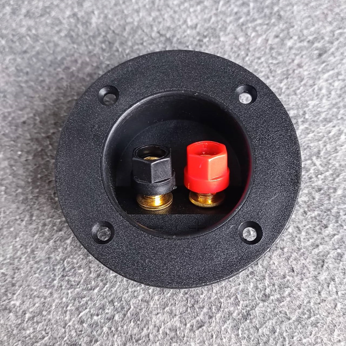 1อัน แท็ปลำโพง ไบติ้งบอร์ด ดำ-แดง กลม 75MM ไบติ้งบอร์ดพลาสติกตัวกลม 75mm ตัวบิดพลาสติก ขั้วลำโพง ขั้วต่อลำโพง แท็บต่อลำโพง เอไอ-ไพศาล