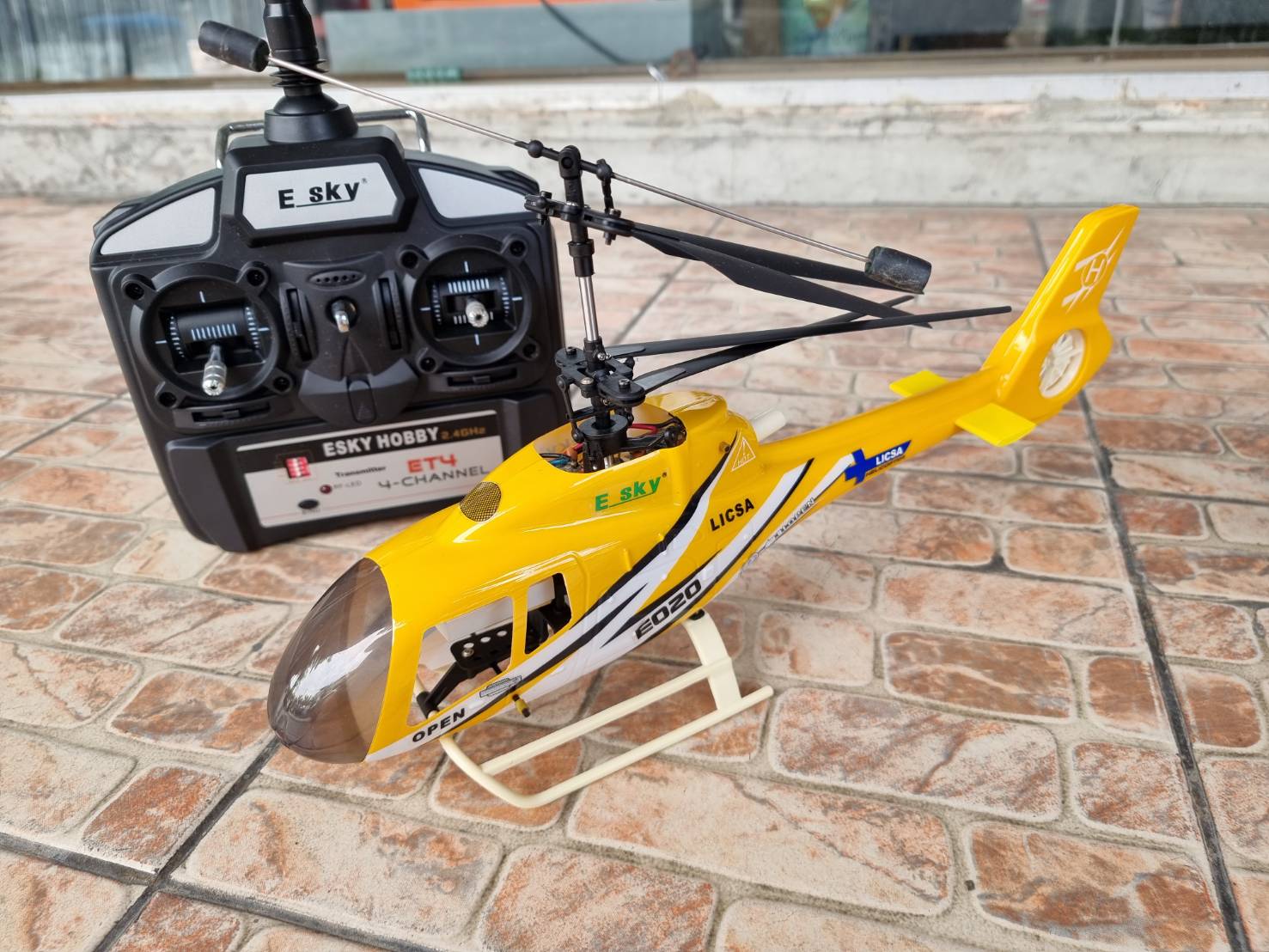 ฮอ Lama E-Sky พร้อมเล่น+เครื่องชาร์จ
