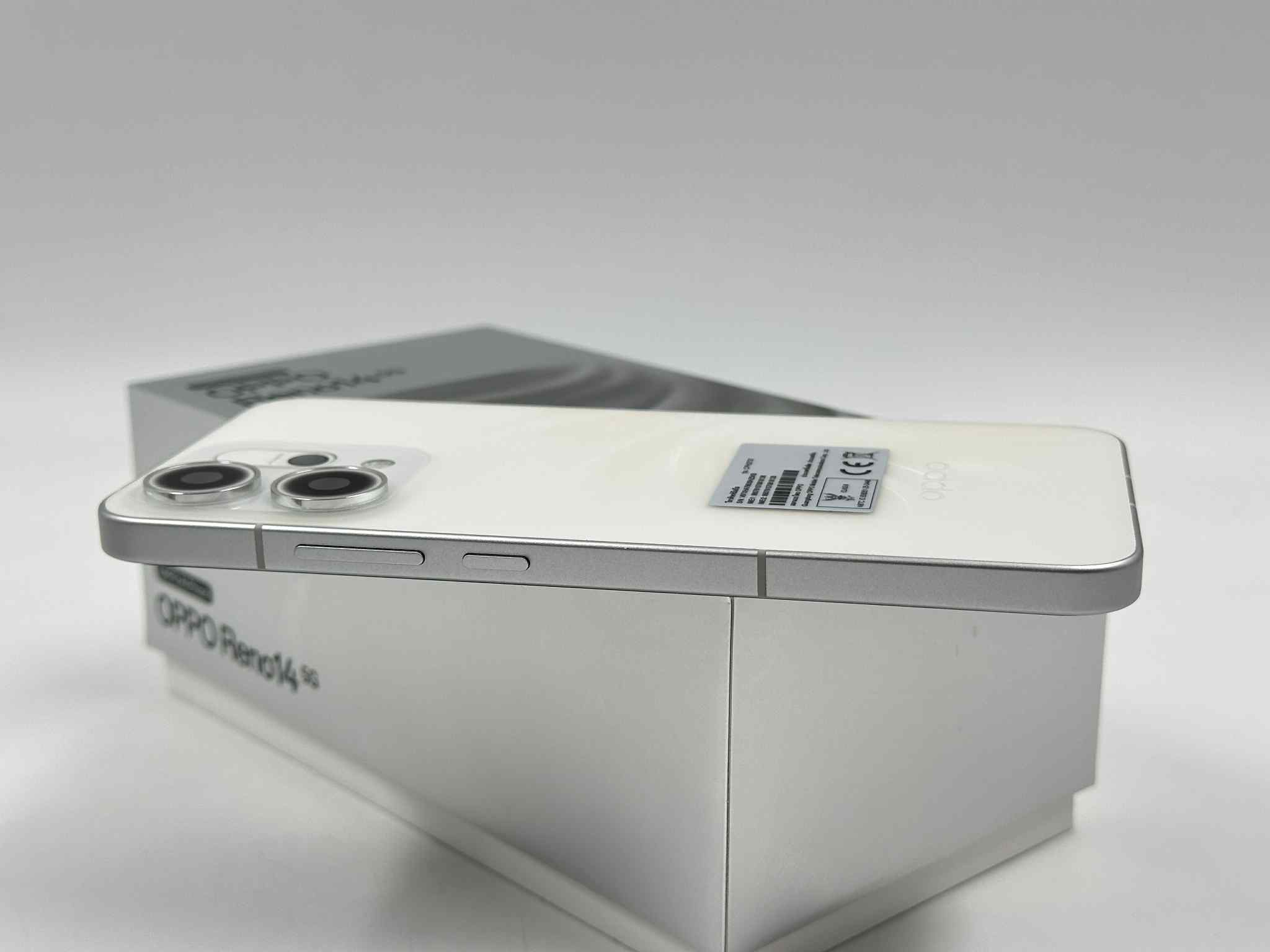 🐰OPPO Reno14 5G (12GB+256GB) Opal White 🐰 ไร้รอยตกหล่น ปกศ11เดือน ครบกล่อง