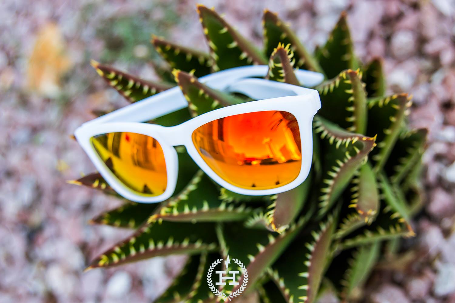 Hawkers Sunglasses Artic White - Nebula One (H-12)