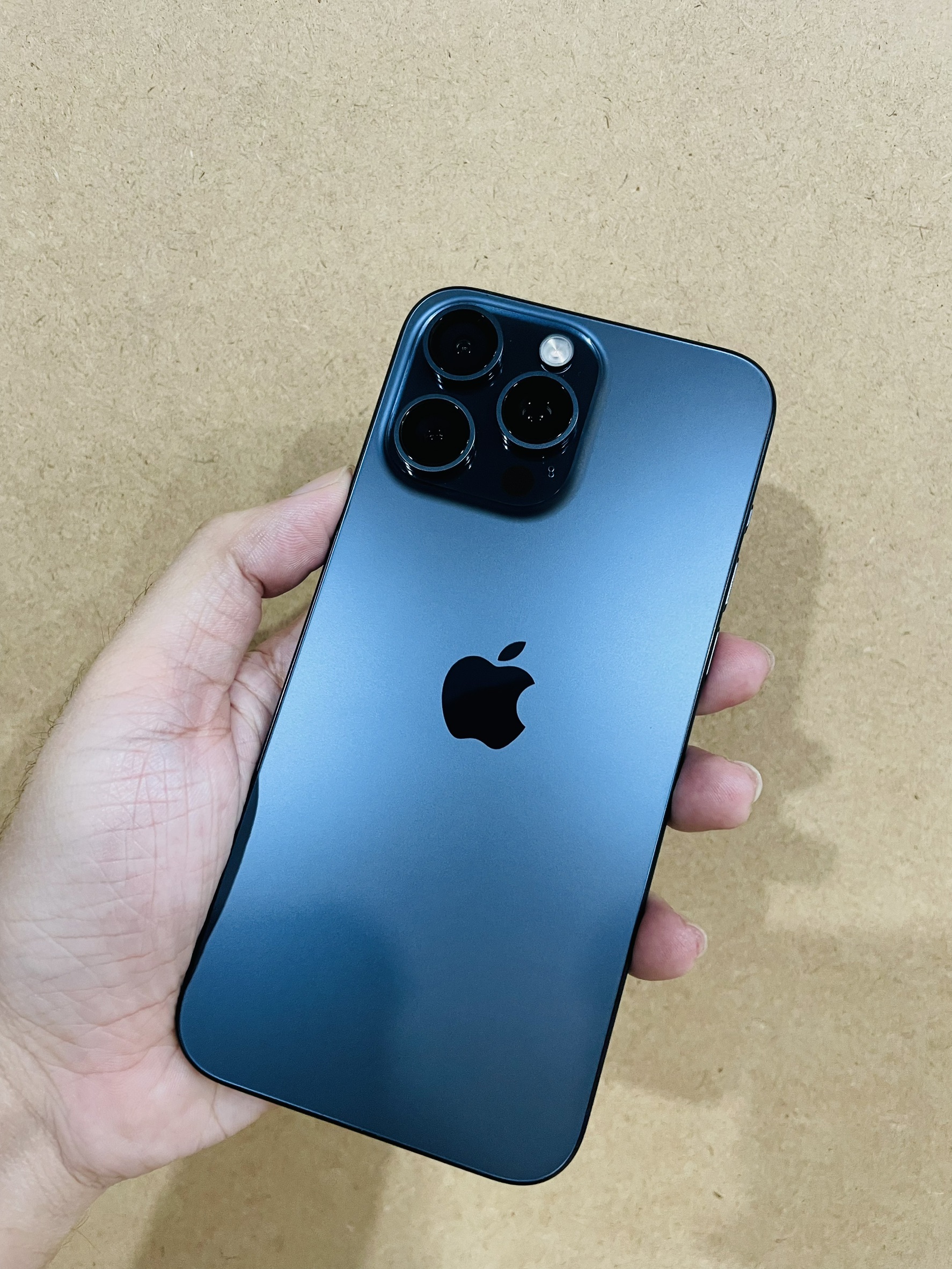 🐳 iPhone 15 Pro Max 256GB Blue Titanium 🐳 🤩 i15PM❕️#ศูนย์แท้ แบต100% 🔋 ราคาคุ้ม 🤳