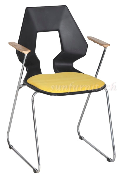 เก้าอี้อเนกประสงค์, เก้าอี้พลาสติก, เก้าอี้แฟชั่น, เก้าอี้โมเดิร์น, เก้าอี้โรงหาร, เก้าอี้ร้านอาหาร มีท้าวแขน มีเบาะ พนักพิงรูแชมเปญ VC รุ่น VC-824