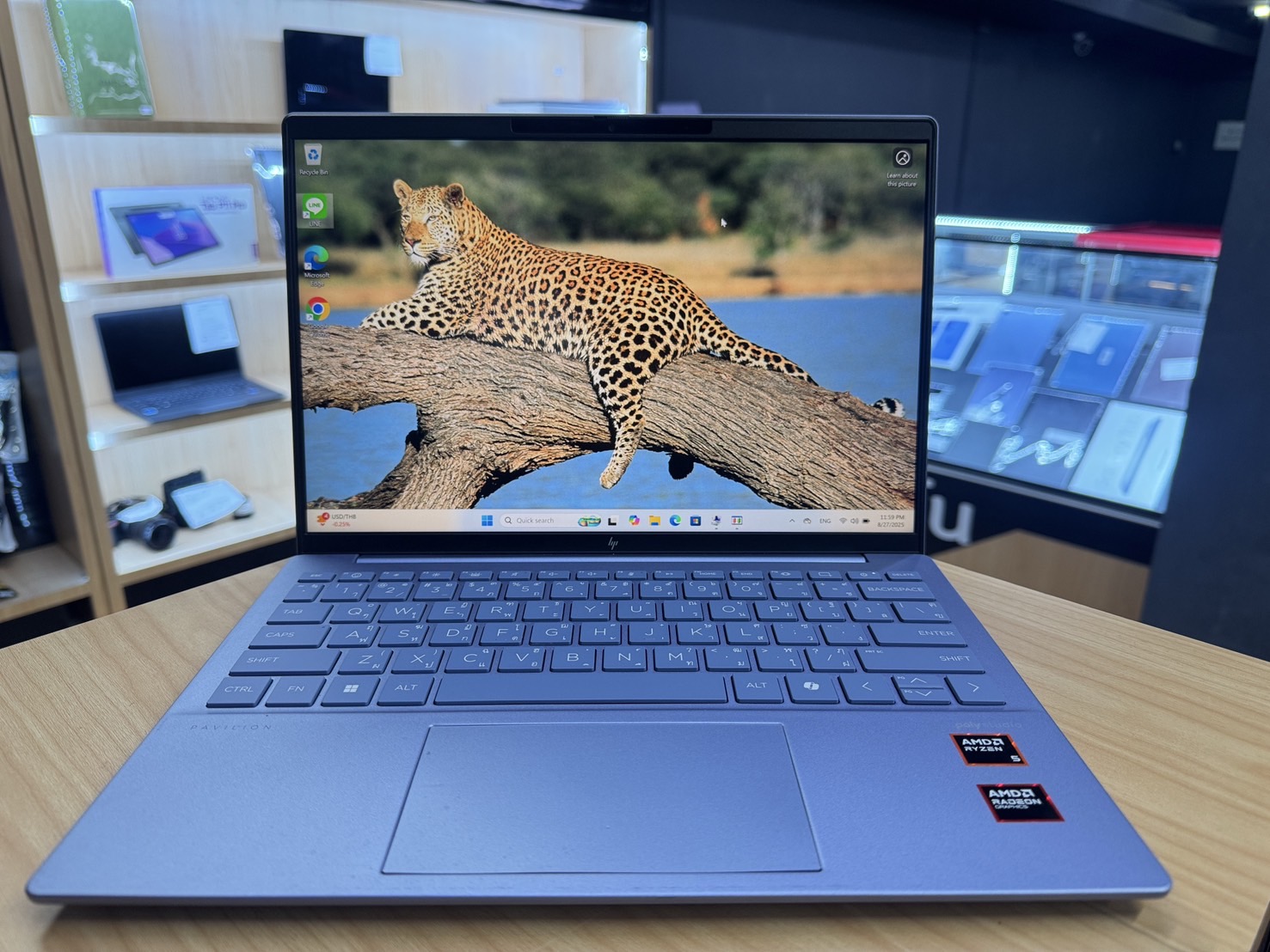 🖤โน๊ตบุ๊ค HP Pavilion Aero Laptop 13-bg0056AU 🖤 💥 # สายทำงานห้ามพลาด HP สภาพดี ราคาคุ้มๆ 💥 ⚡AMD Ryzen 5 8640HS / 16 GB / 512GB / Graphics / 13.3 inch⚡