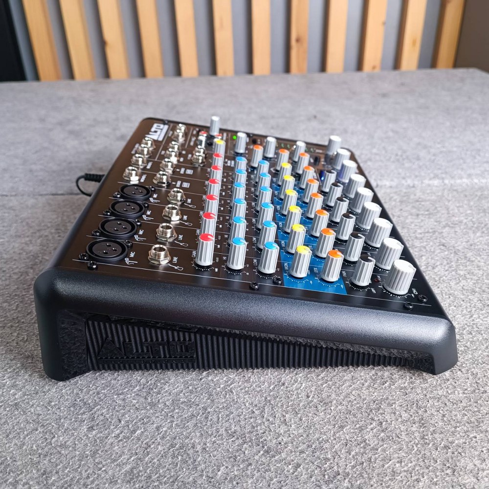 มิกเซอร์ ALTO TRUEMIX800FX mixer TRUE MIX 800 FX อัลโต้ mix สเตอริโอมิกเซอร์ ออกมาทดแทน ZMX122 ZMX122FX +++