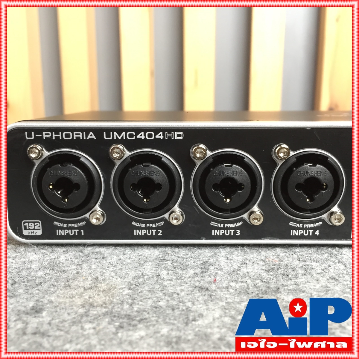 BEHRINGER UMC404HD U-PHORIA UMC 404HD (USB ออดิโอ อินเตอร์เฟส ขนาด 4 แชนแนล ความละเอียด 24-bit/192kHz พร้อมปรีไมค์ระดับโลกจาก MIDAS และช่อง MIDI In/Out) +++