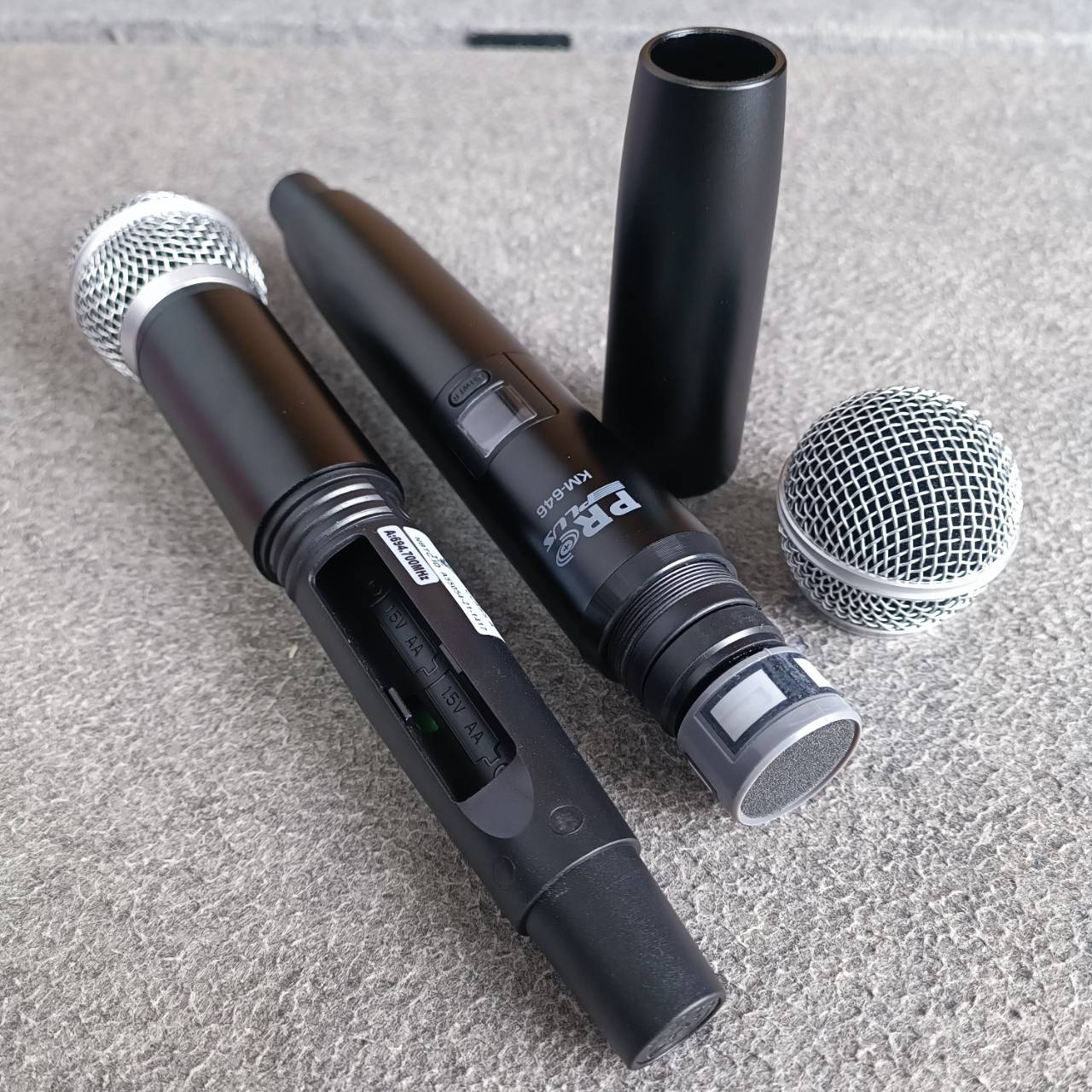 สินค้าใหม่ ลดล้างสต๊อค PROPLUS KM-646 ไมค์ลอยคู่UHF ไมโครโฟนไร้สาย Wireless Microphone KM 646 ไมค์ลอย KM646 PRO PLUS เอไอ-ไพศาล