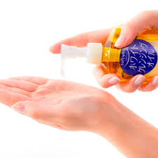 Kose Softymo White Cleansing คลีนซิ่งออยส์ล้างเครื่องสำอางค์กลิ่นส้มสกัดจากน้ำนมและคอลลาเจน
