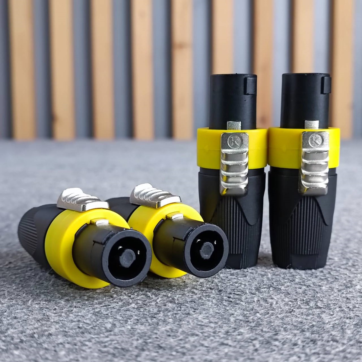 แพ็ค4ตัว สีเหลือง KANE COPPER2 speakon ตัวผู้ สีเหลือง ปลั๊กสเปคคอน 4ขั้ว สเปคคอนตัวผู้ สเปคคอนตู้ลำโพง เอไอ-ไพศาล