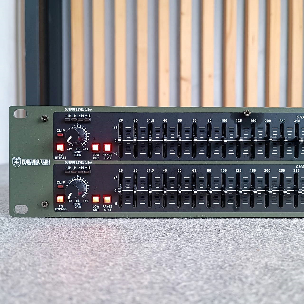 PROEUROTECH CE231XL EQ โปรยูโร่ เทค Eqlizer 231 PROEURO TECH อีคิว 231 PRO EUROTECH อีคิว ce 231 xl