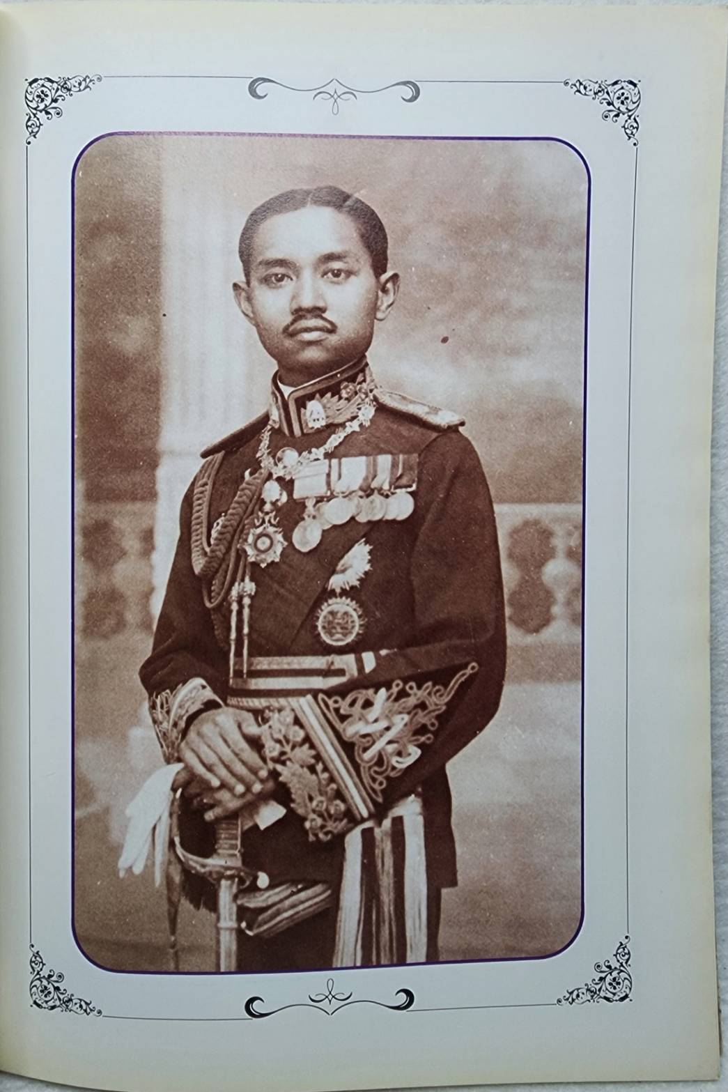 ที่ระลึกพิธีเปิด พระบรมราชานุสาวรีย์ พระบาทสมเด็จพระปกเกล้าเจ้าอยู่หัว รัชกาลที่ ๗ SKU-09953