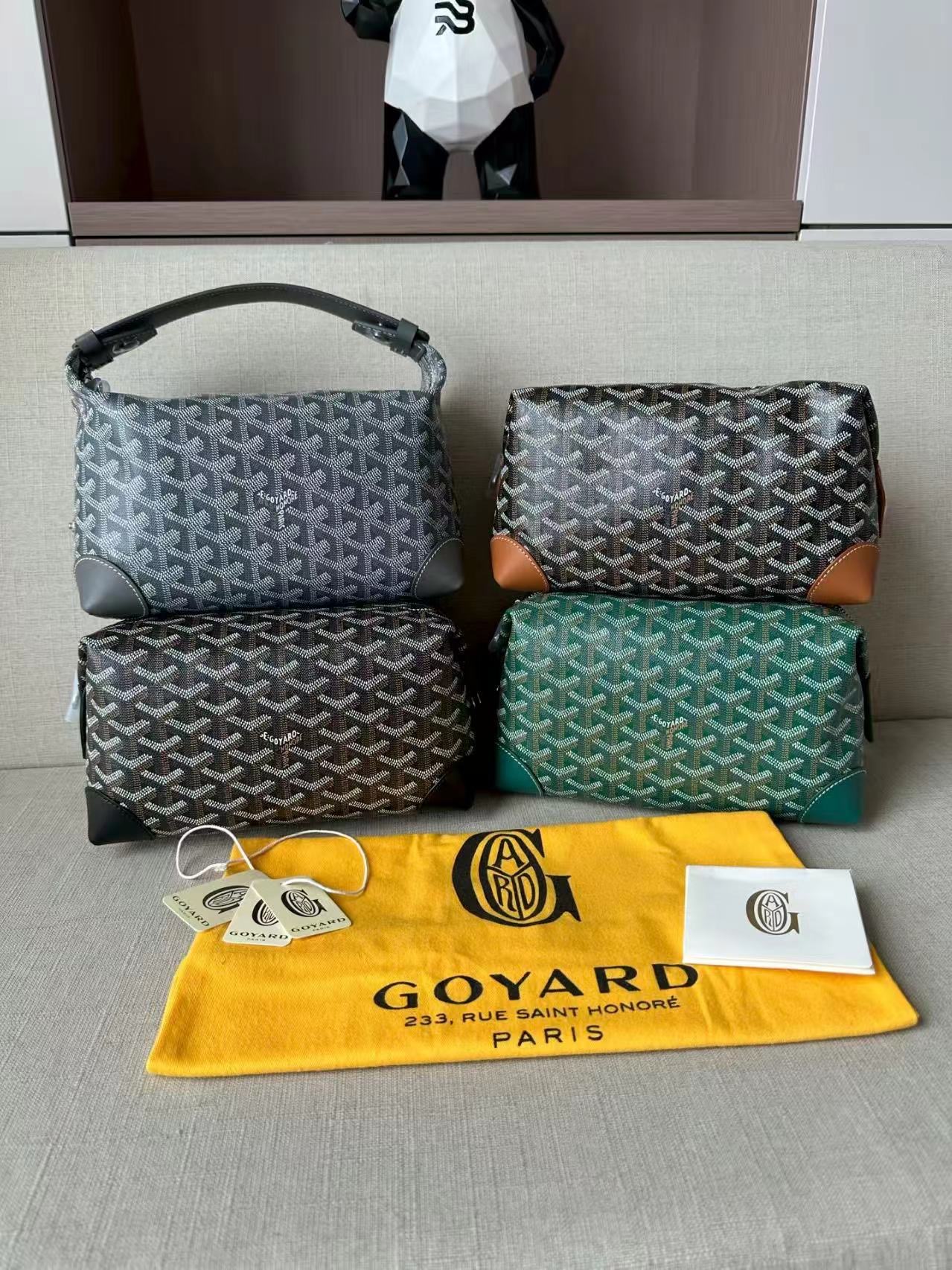 **do** กระเป๋า Goyard Bowling 25 Toiletry Bag มี 4 สี มีสายหนังไว้สำหรับถือมาให้ สินค้าใหม่ ของแท้