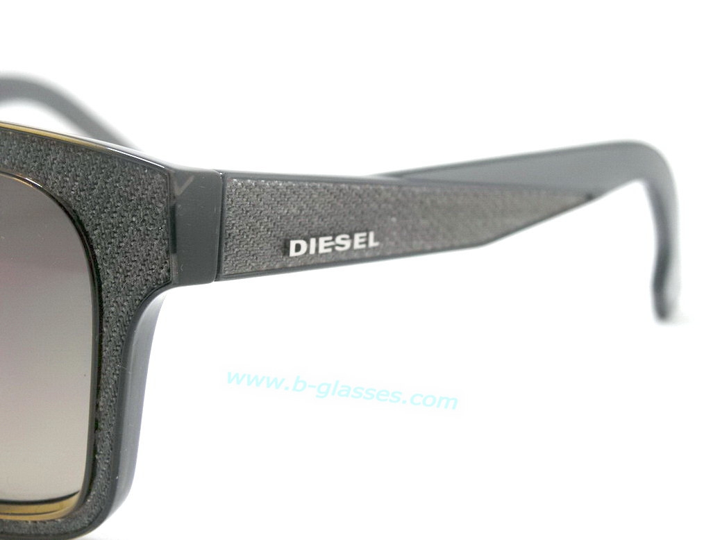 S แว่นกันแดด Diesel ใส่เท่ห์มากมายแน่นอนค่ะ ของแท้100%และถูกสุดๆ ส่งตรงจากUS.ค่ะ