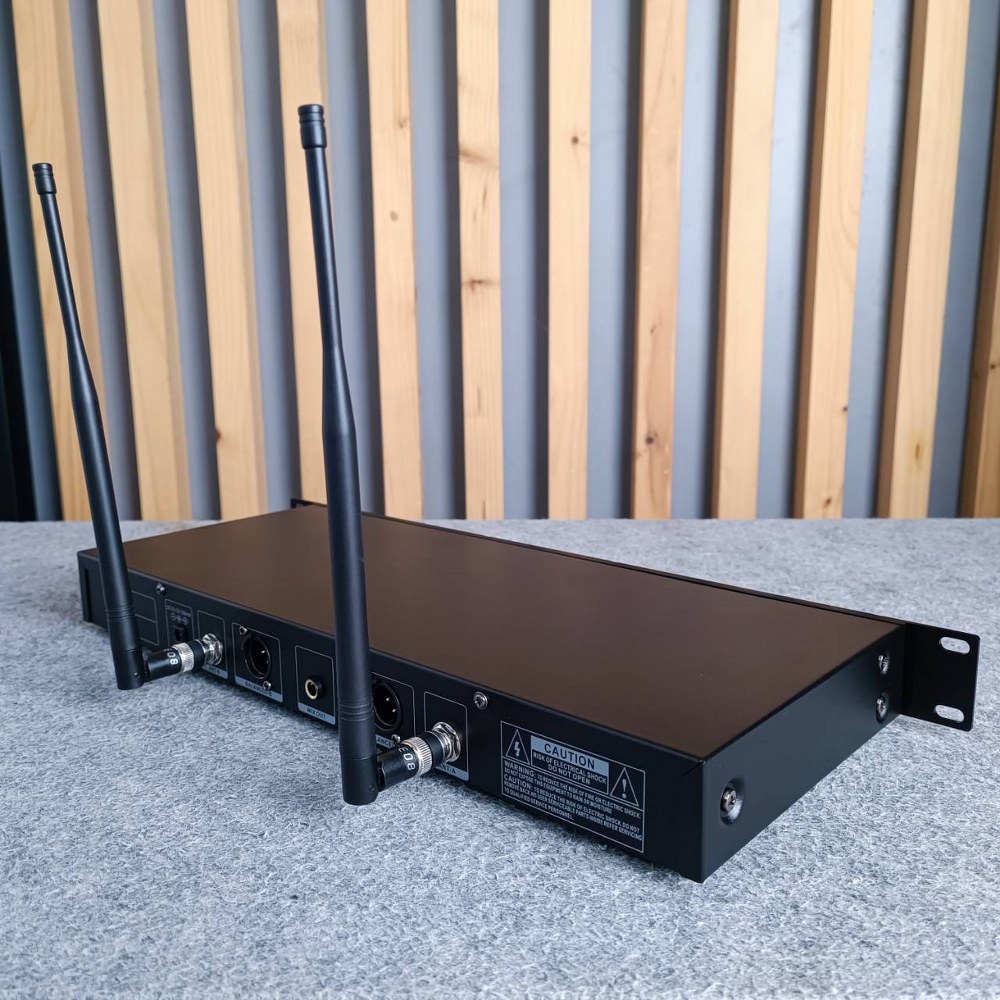 TADA X-300 ไมค์ลอยคู่ ไมค์ลอยมือถือคู่UHF มีกระเป๋า ไมค์ลอย ไมค์คาราโอเกะ WIRELESS MICROPHONE ธาดา TA DA X 300 TA-DA X300 เอไอ-ไพศาล