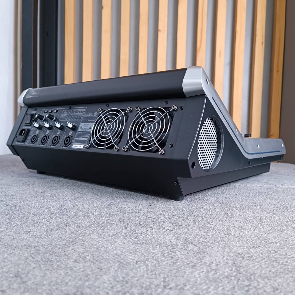 PROEUROTECH PMX-P8400 X4 POWERMIXER+บูลทูส เพาเวอร์มิกเซอร์ รุ่นใหม่ โปรยูโรเทค 8 ช่องไมค์ 4 ช่องขับลำโพง 400 วัตต์ ตัดความถี่ซับได้ PMXP8400X4 เอไอ-ไพศาล