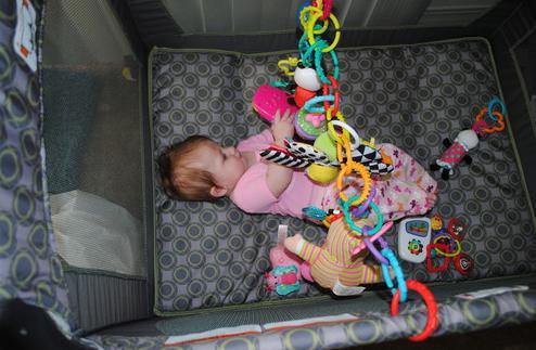 CH154 ของใช้เด็กห่วงแขวนของเล่น ของแท้ (ของใหม่แพ็คไม่สวย)