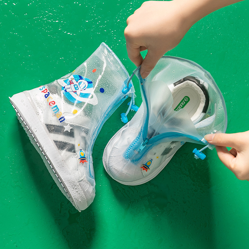 ที่คลุมรองเท้ากันฝนสำหรับเด็ก รองเท้ากันฝนเด็ก คลุมรองเท้ากันน้ำ หุ้มรองเท้ากันน้ำ พื้นกันลื่น ป้องกันรองเท้าเปียกน้ำ สวมใส่ง่าย