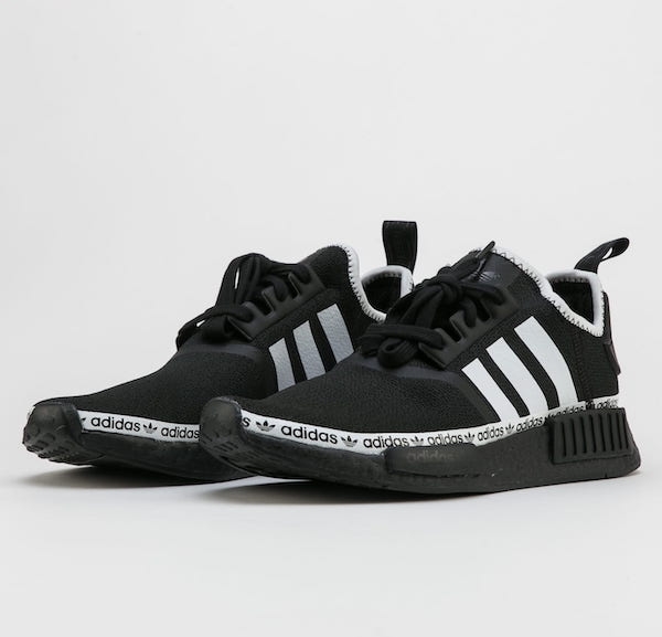 ADIDAS NMD R1 - Black
