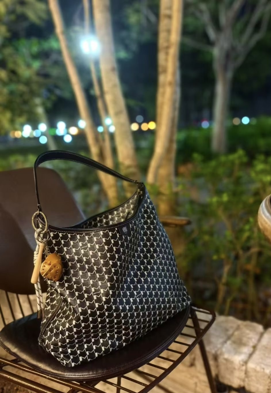 กระเป๋าแคนวาส Moynat Hobo Bag the House’s signature monogram canvas สินค้าใหม่ ของแท้