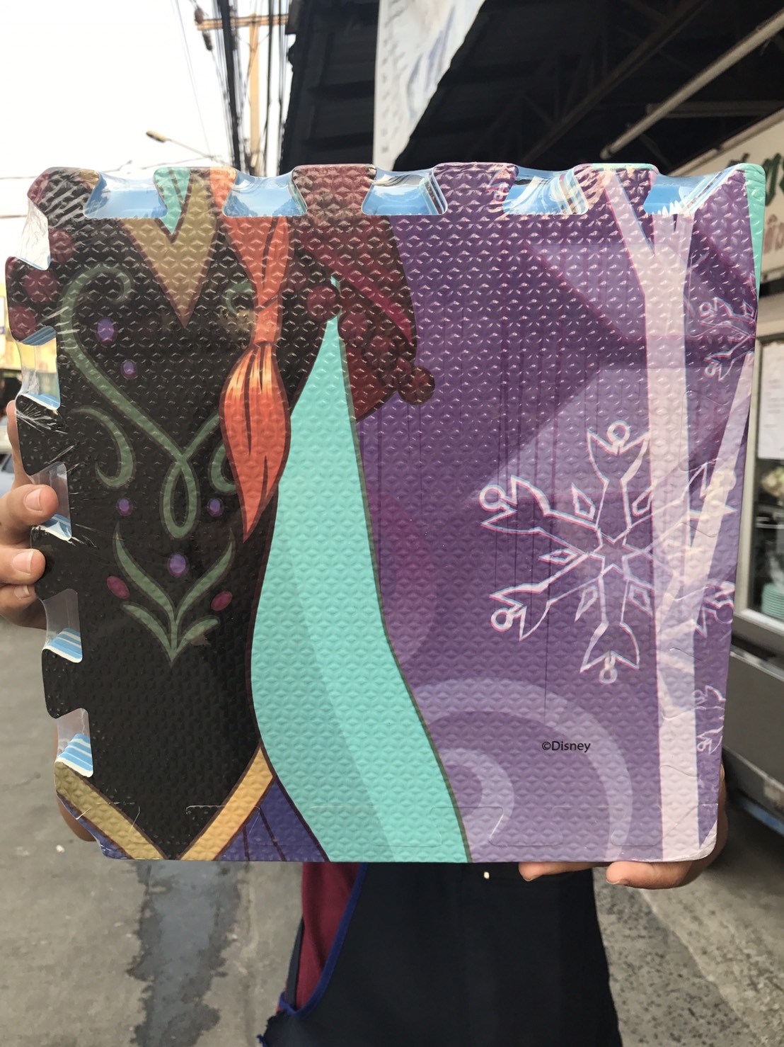 Fz9717 โฟมรองคลานเด็กลายโฟร่เซ่น 9 แผ่น ลิขสิทธิ์ถูกต้อง แพ็คละ