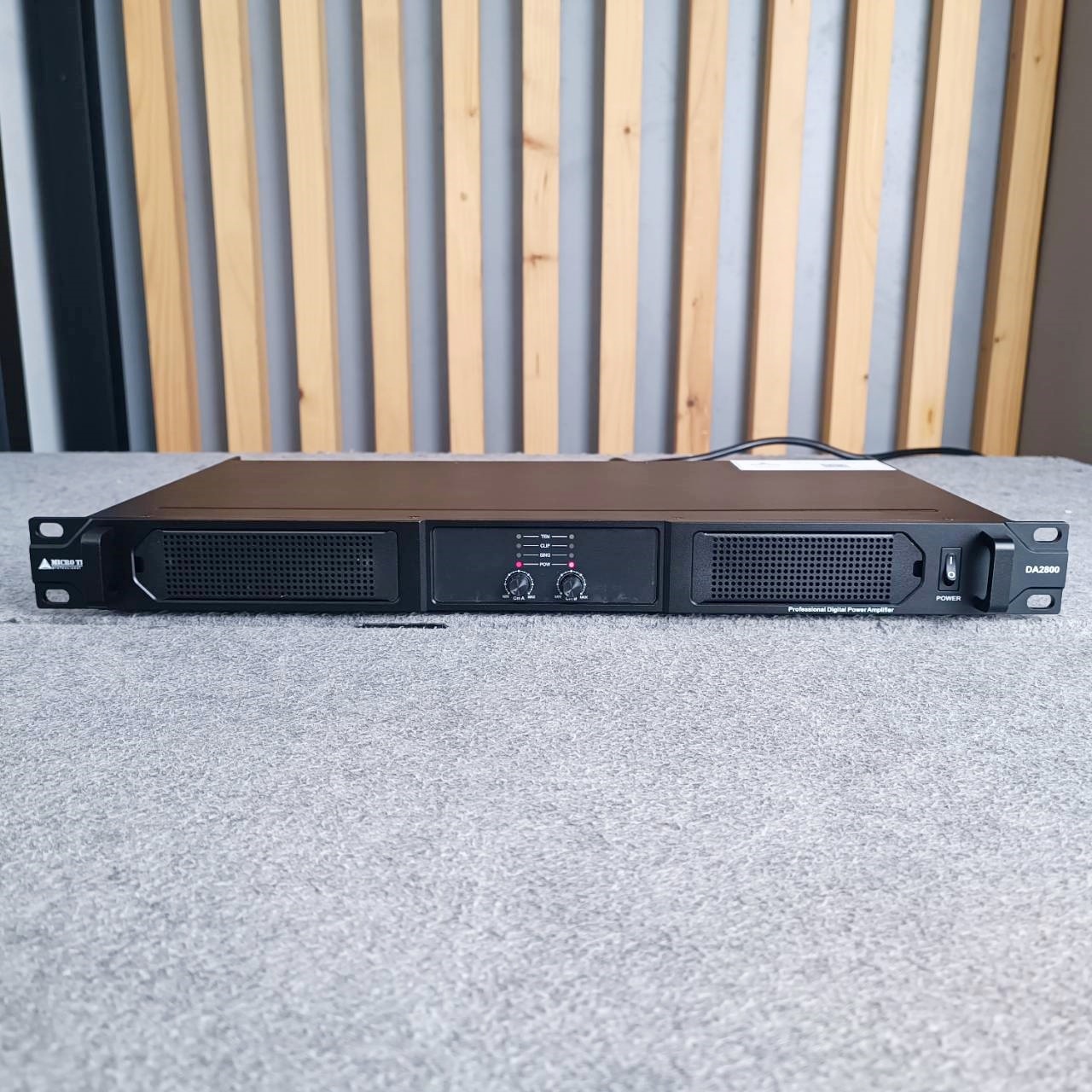 MICROTECH DA-2800 poweramp 2CH เพาเวอร์แอมป์ MICRO TECH DA 2800 เครื่องขยายเสียง DA2800 เอไอ-ไพศาล