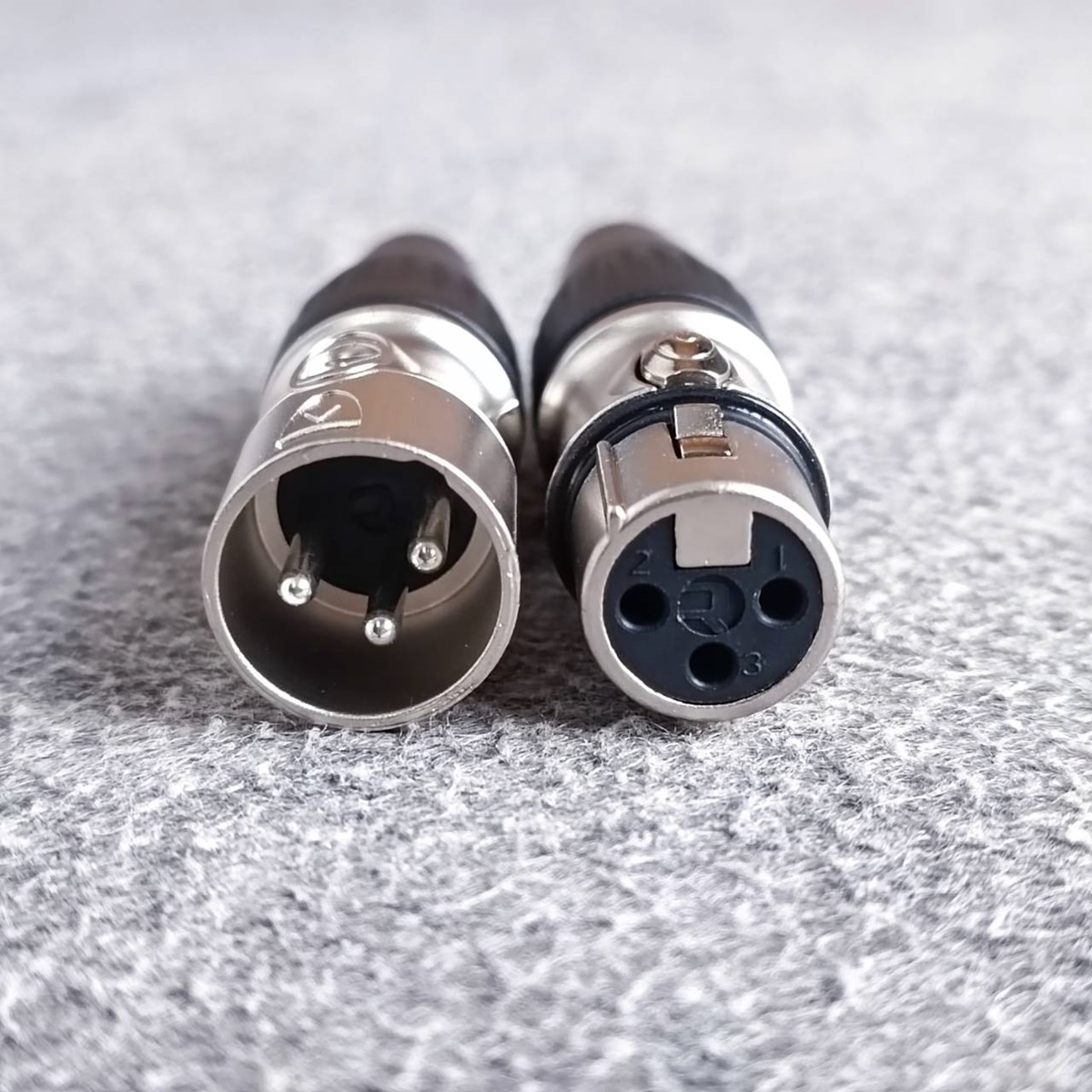 (1คู่ ผู้+เมีย) สีเงิน REAN XLR ตัวผู้ + XLR ตัวเมีย RCX3M-M-000-1 + RCX3F-M-000-1 by NEUTRIK เอไอ-ไพศาล