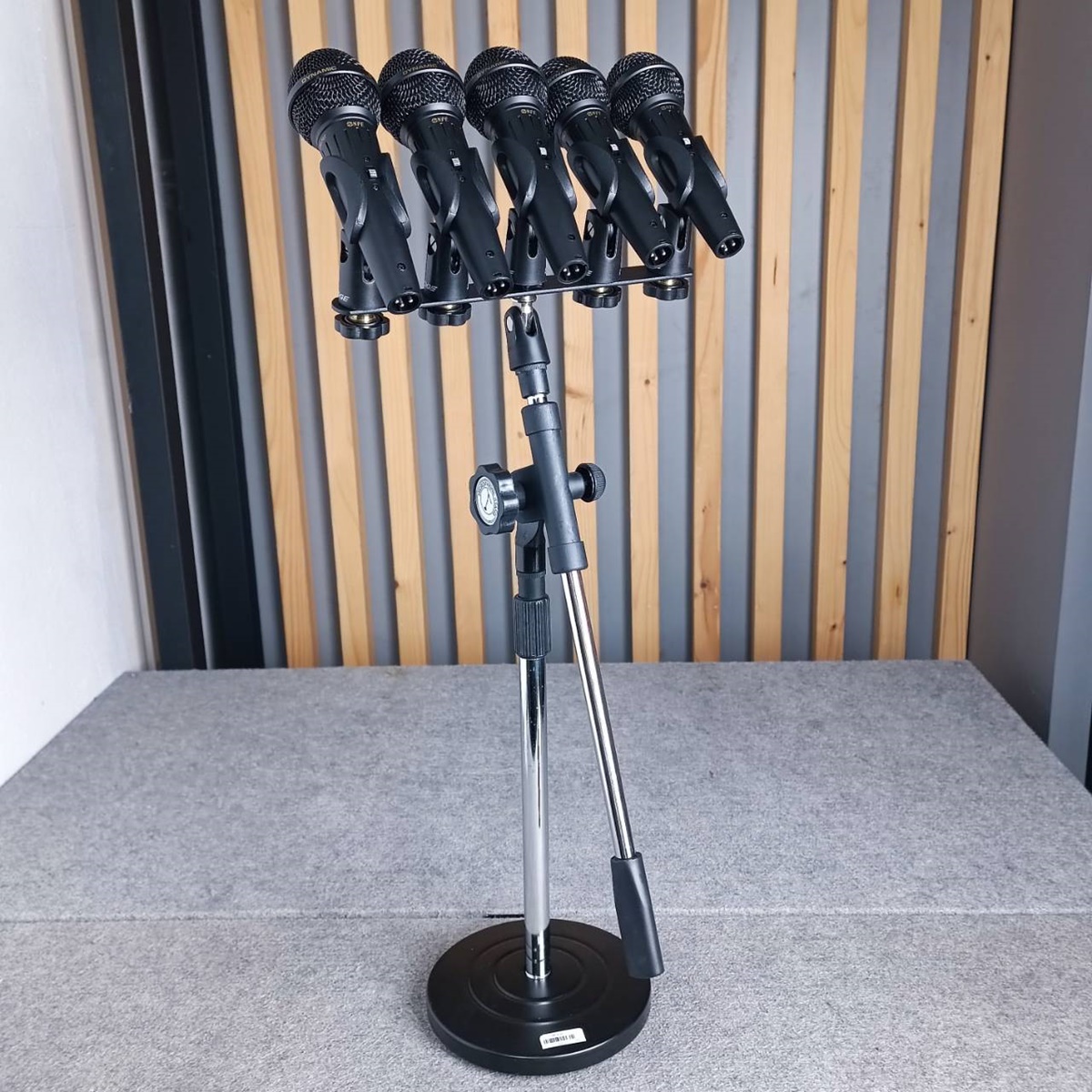 *ไม่รวมคอสวมไมค์และขาไมค์* ที่ใส่คอไมค์5จุด (เขาควาย) W&H SUPERLUX C5 C-5 C 5 วัสดุทำจากเหล็ก แข็งแรงทนทาน เอไอ-ไพศาล