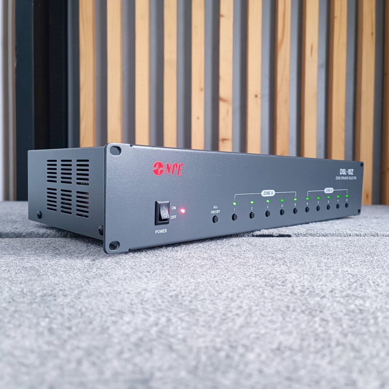 NPE DSL-10Z SELECTOR SWITCH เครื่องแยกสัญญาณ DSL 10 Z DSL10Z เครื่องแยกสัญญาณเสียง ซีเล็คเตอร์สวิทช์ เอไอ-ไพศาล