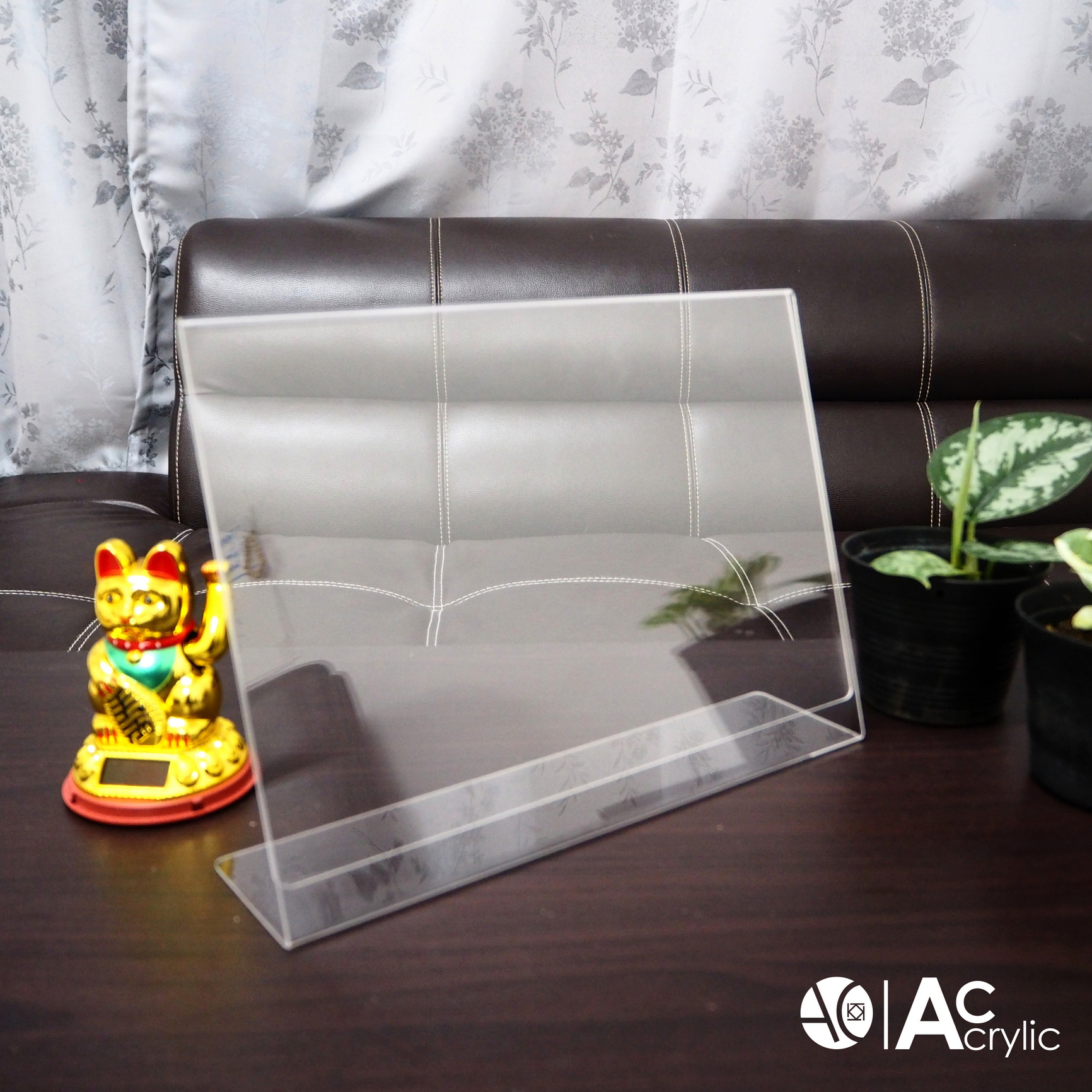 ป้ายตั้งโต๊ะ ป้ายอะคริลิค A4 แนวนอน 30x21 cm อะคริลิค โชว์กระดาษ 1 ด้าน ทรง L Acylic (A4L1P)