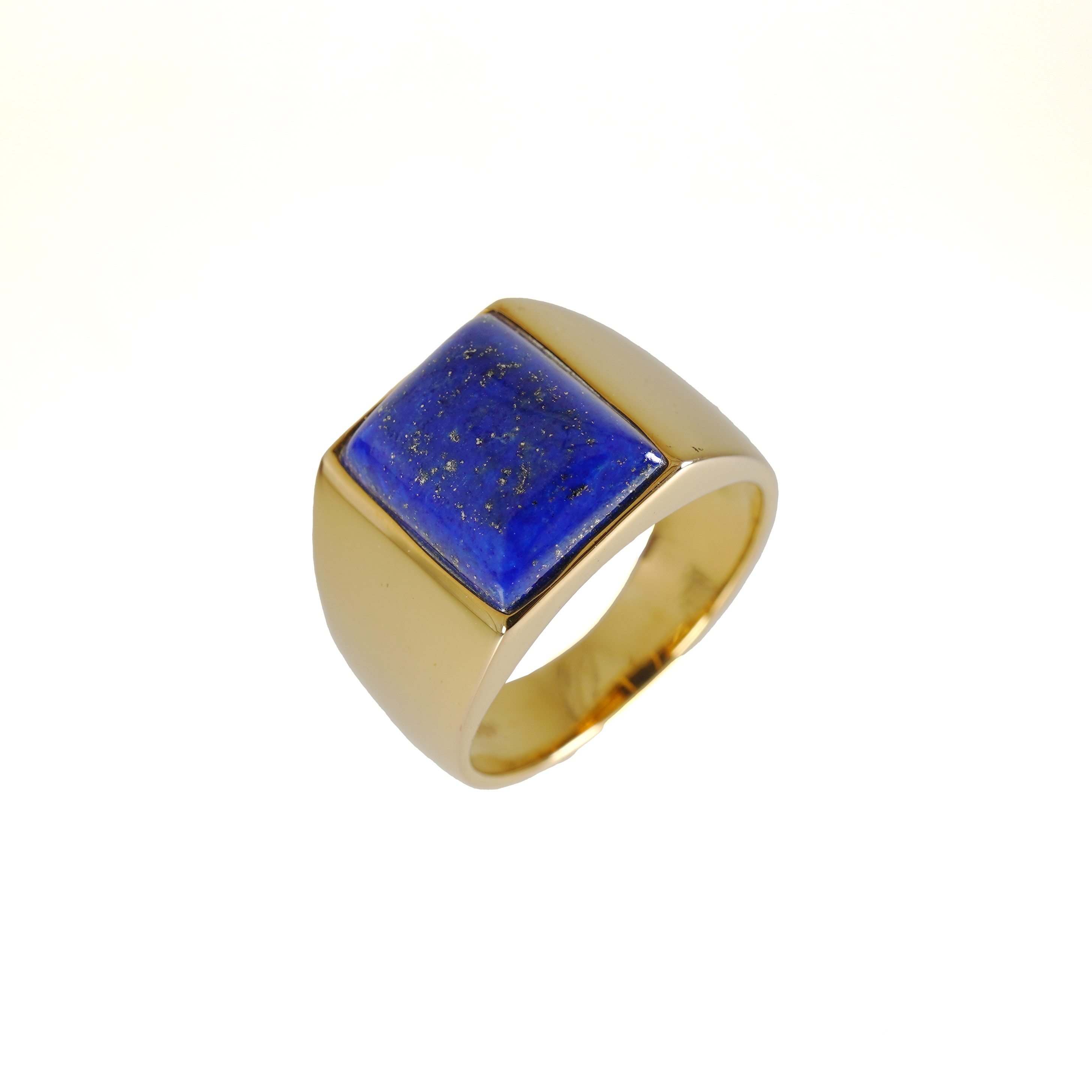 แหวนทอง: แหวนผู้ชาย แหวนทอง 18K ฝังลาพิส ลาพิส ลาซูลี(Lapis lazuli) เจียรเหลี่ยม เหมาะสำหรับสุภาพบุรษ