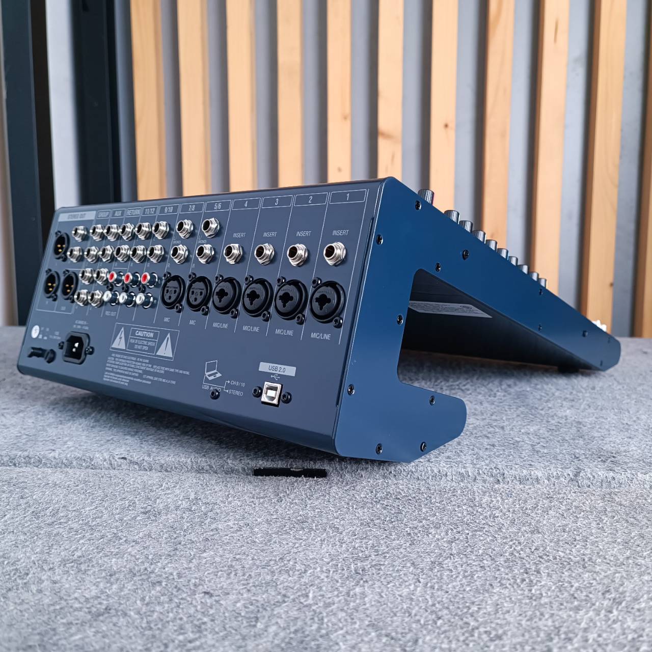 PROEUROTECH SQ-12FX MIXER มิกเซอร์ เอฟเฟคแท้ เครื่องปรับแต่งเสียง โปร ยูโรเทค SQ 12FX SQ12FX เอไอ-ไพศาล