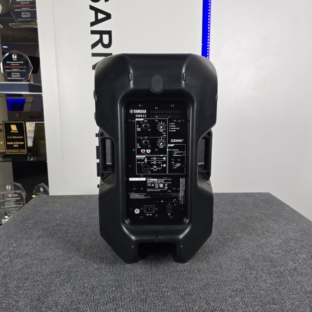 YAMAHA DBR-12 ตู้ลำโพง12" ลำโพง 2 ทาง แอมป์ในตัว ตู้ลำโพง PA speaker Active 12 นิ้ว DBR 12 DBR12 เอไอ-ไพศาล