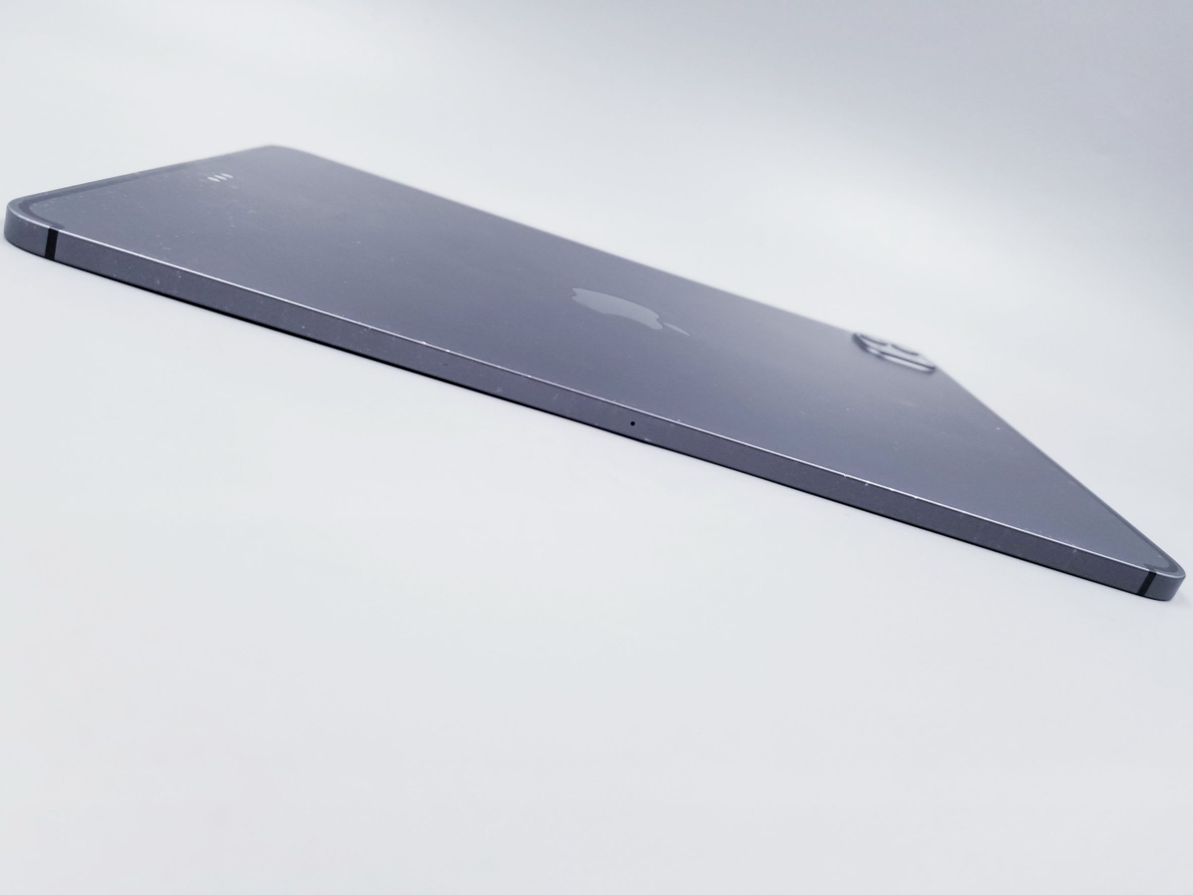 🖤iPad Pro 11-inch (2nd Gen) Wi-Fi - Cellular 256GB Space Gray🖤🖤 #ห้ามพลาด iPad Pro #ศูนย์ไทย สภาพดี ความจุเยอะ ราคาคุ้มๆ 🖤