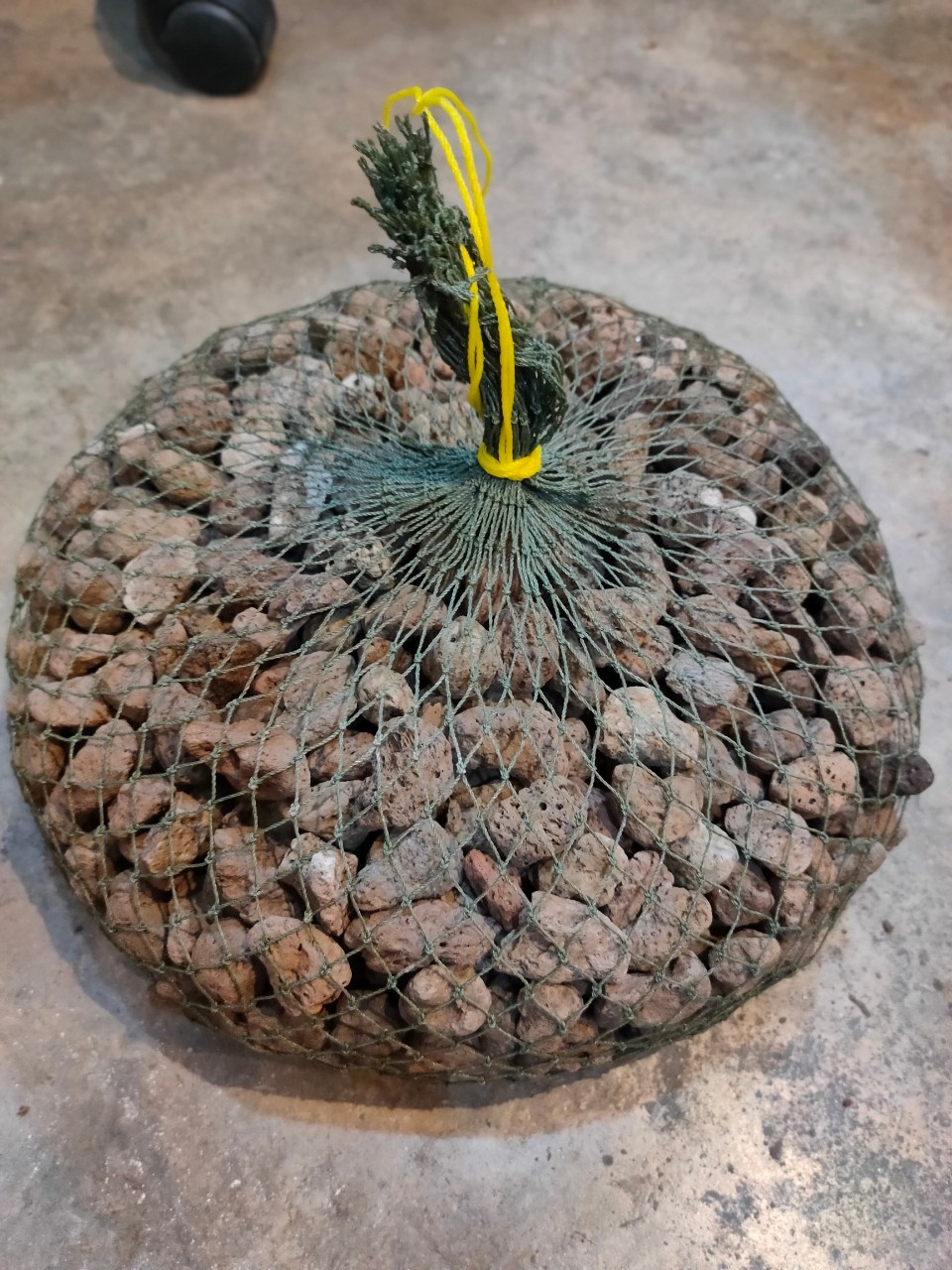 หินพัมมิส หินภูเขาไฟ 1kg.