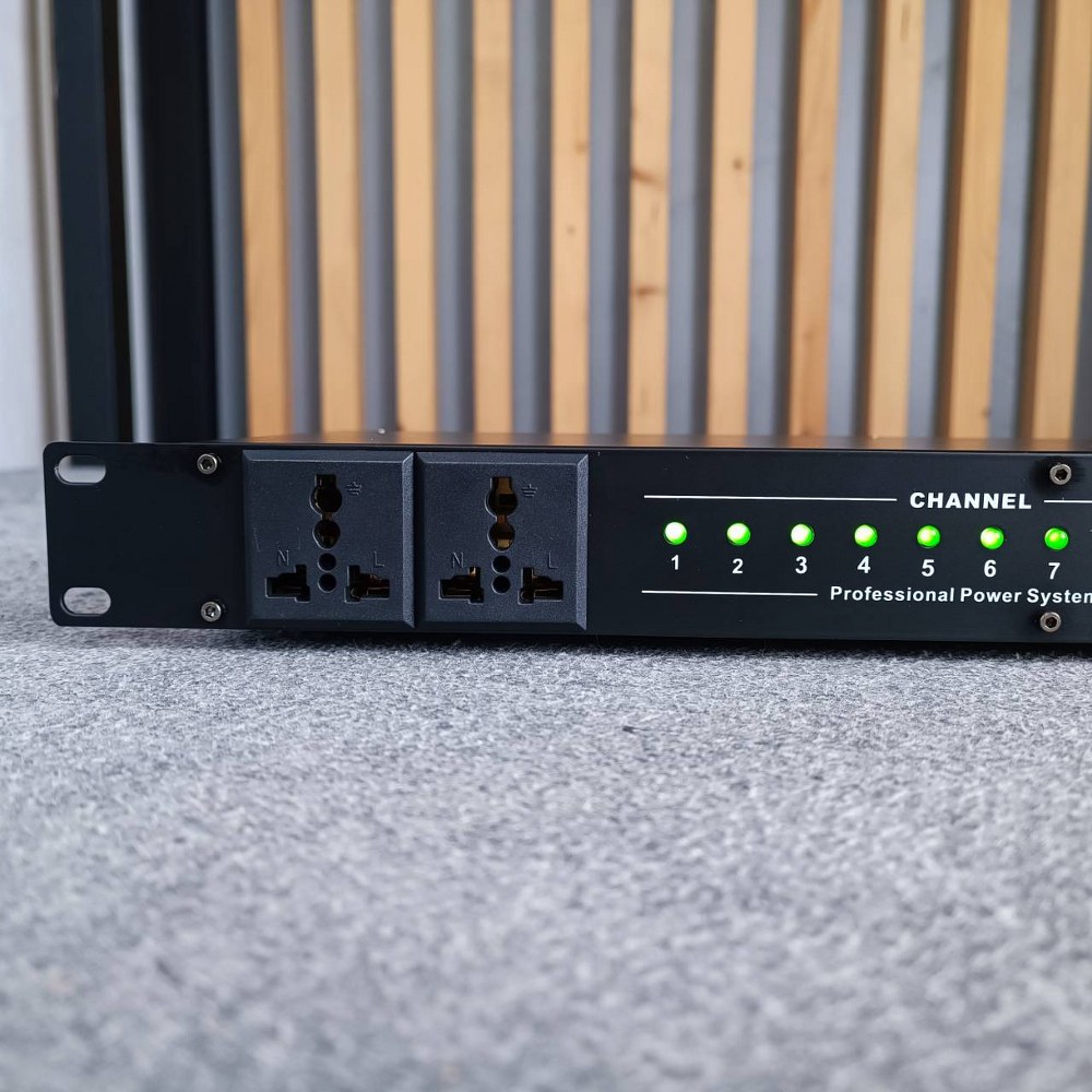 MICROTECH SQ-802 ปลั๊กซีเควนซ์ จออาจมีการเปลี่ยนสีขึ้นกับล็อตผลิต สายไฟขนาดใหญ่ 3x4 SQ.MM เบรคเกอร์ติดแร็ค จ่ายไฟเข้าระบบเป็นลำดับหน่วงเวลา SQ802 SQ 802 เอไอ-ไพศาล