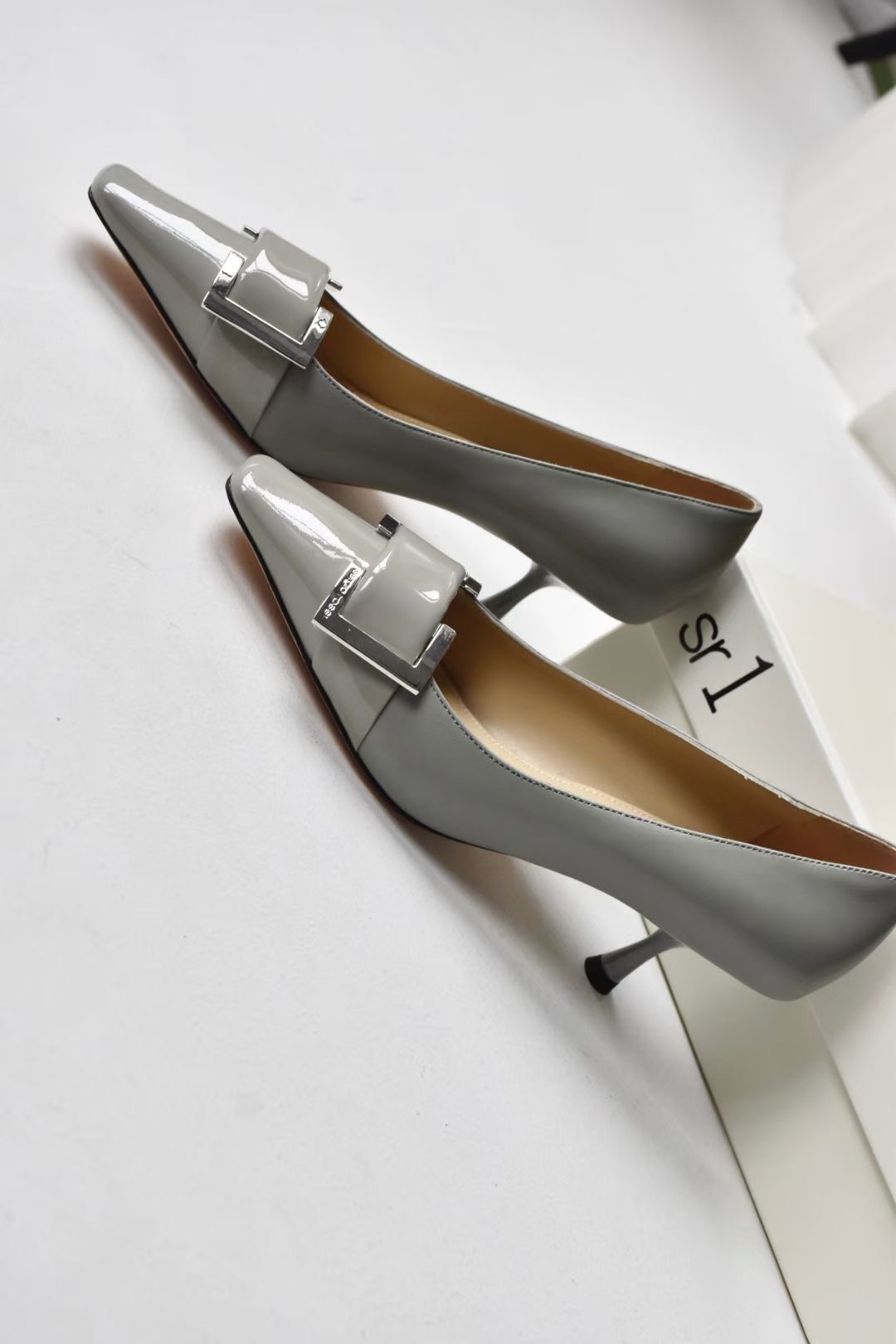 **do** รองเท้า Sergio rossi sr twenty ของผู้หญิง สินค้าใหม่ ของแท้