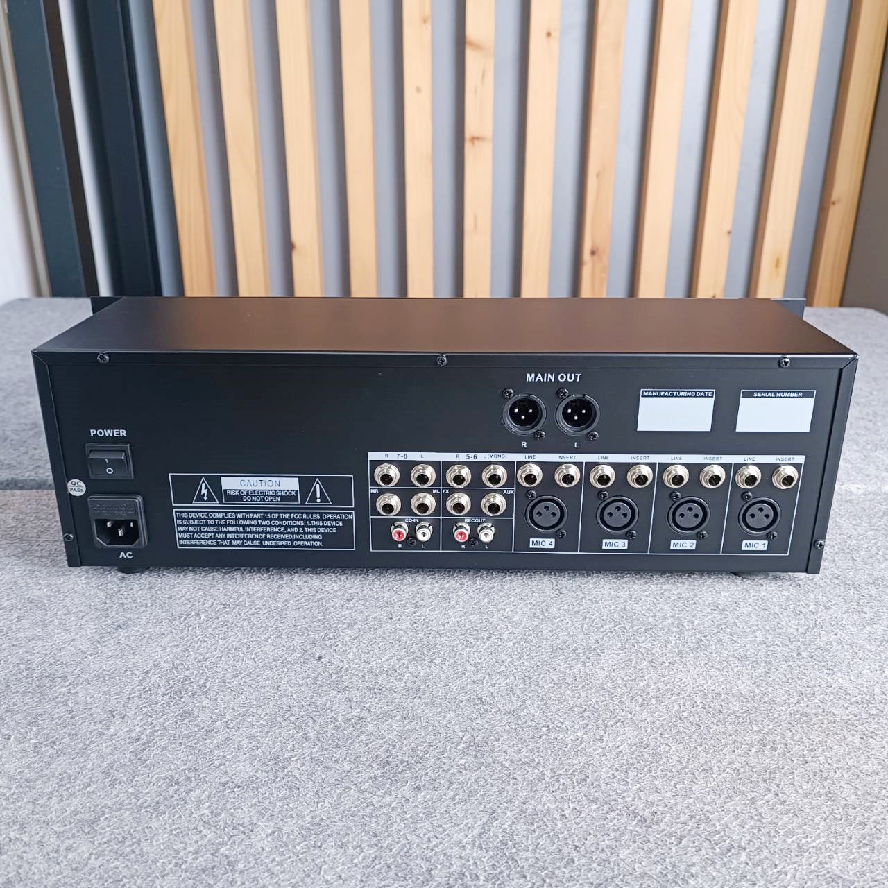 NTS VZ-802 MIXER แบบใส่RACK เอ็นทีเอส เครื่องปรับแต่งเสียง มิกเซอร์ มิกเซอร์อนาล็อก VZ 802 VZ802 เอไอ-ไพศาล