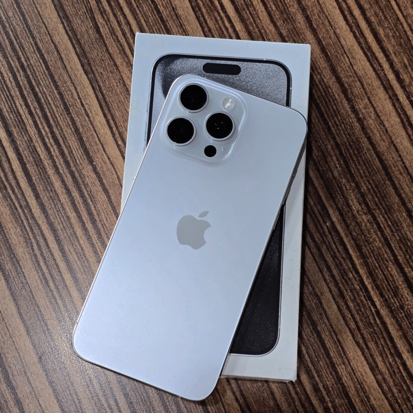 🌈🧸 เครื่องเดิมๆ❕️🎩 iPhone 15 Pro Max 256GB White Titanium ♦️ #ศูนย์แท้ ราคาคุ้ม❕️🎠 🧁