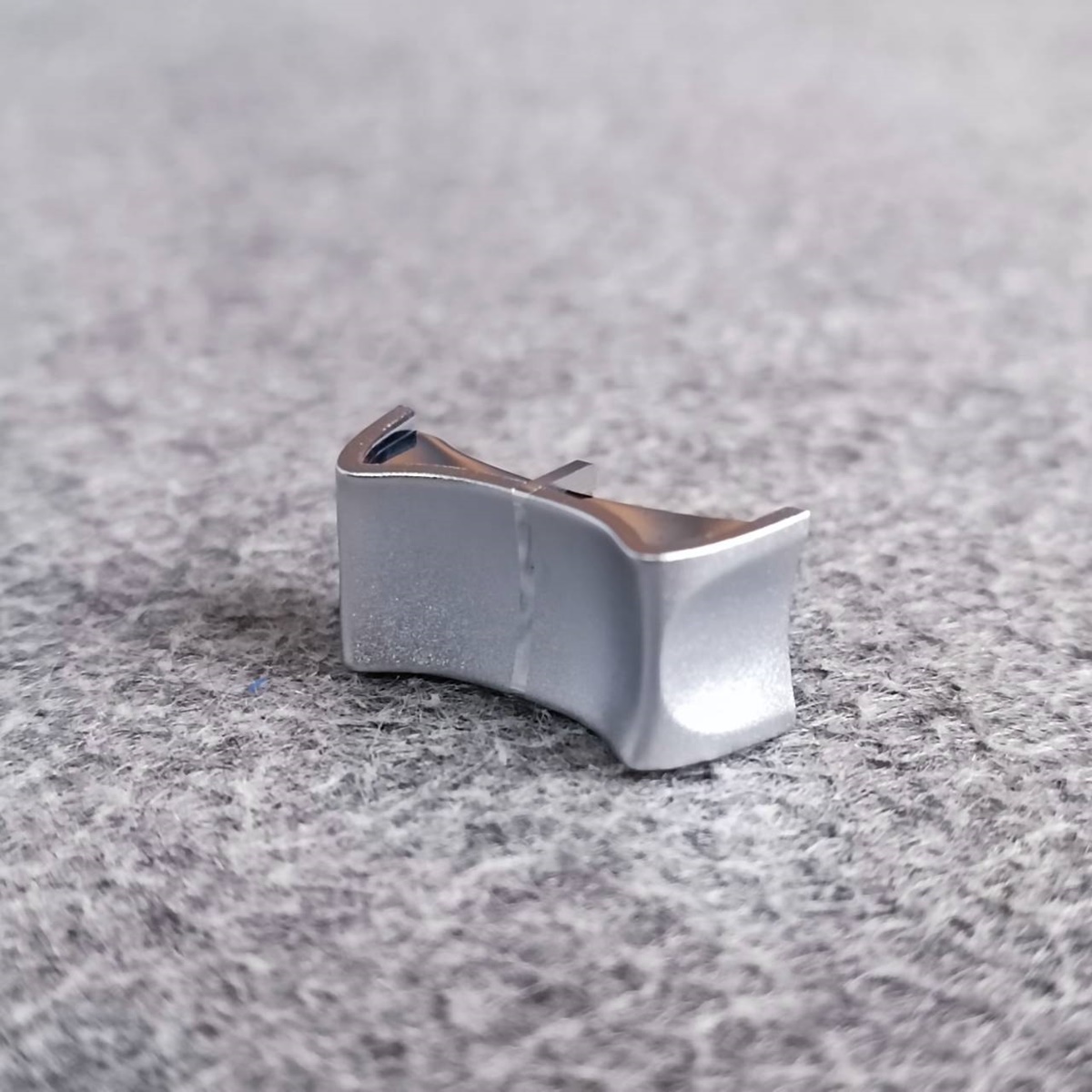 1อัน ฝาครอบสไลด์ X-32 สีเงิน ลูกบิด สไลด์มิกเซอร์ BEHRINGER X32 ของแท้จากโรงงาน เอไอ-ไพศาล +++