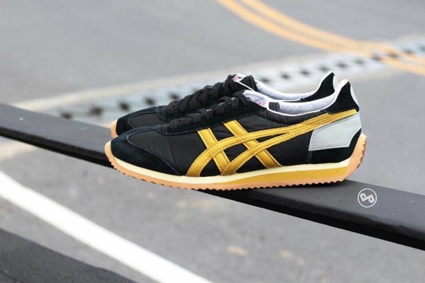 Onitsuka Tiger California 78 - Black / Champagne ดำคาดทอง (Show Case)