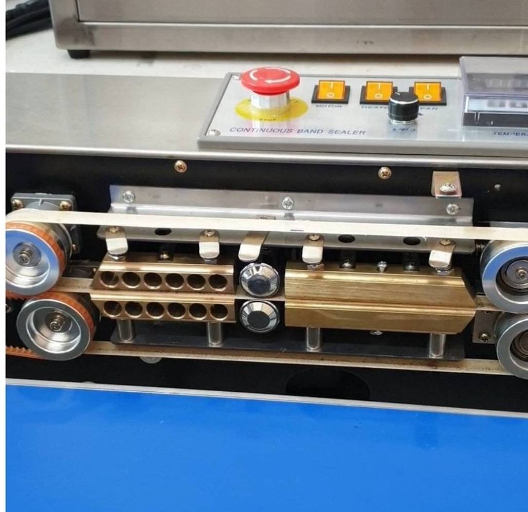 เครื่องซีลสายพาน รุ่น FRB-770