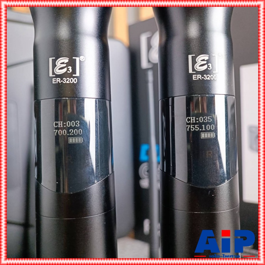 E3 ER-3200 ไมค์ลอยUHF ปรับความถี่ ไมค์ลอยถือไร้สาย ไมโครโฟนไร้สาย ย่าน UHF มีกล่องเก็บไมค์แถมมาในชุด ไมค์ลอยถือคู่ E3 รุ่น ER 3200 ER3200 เอไอ-ไพศาล