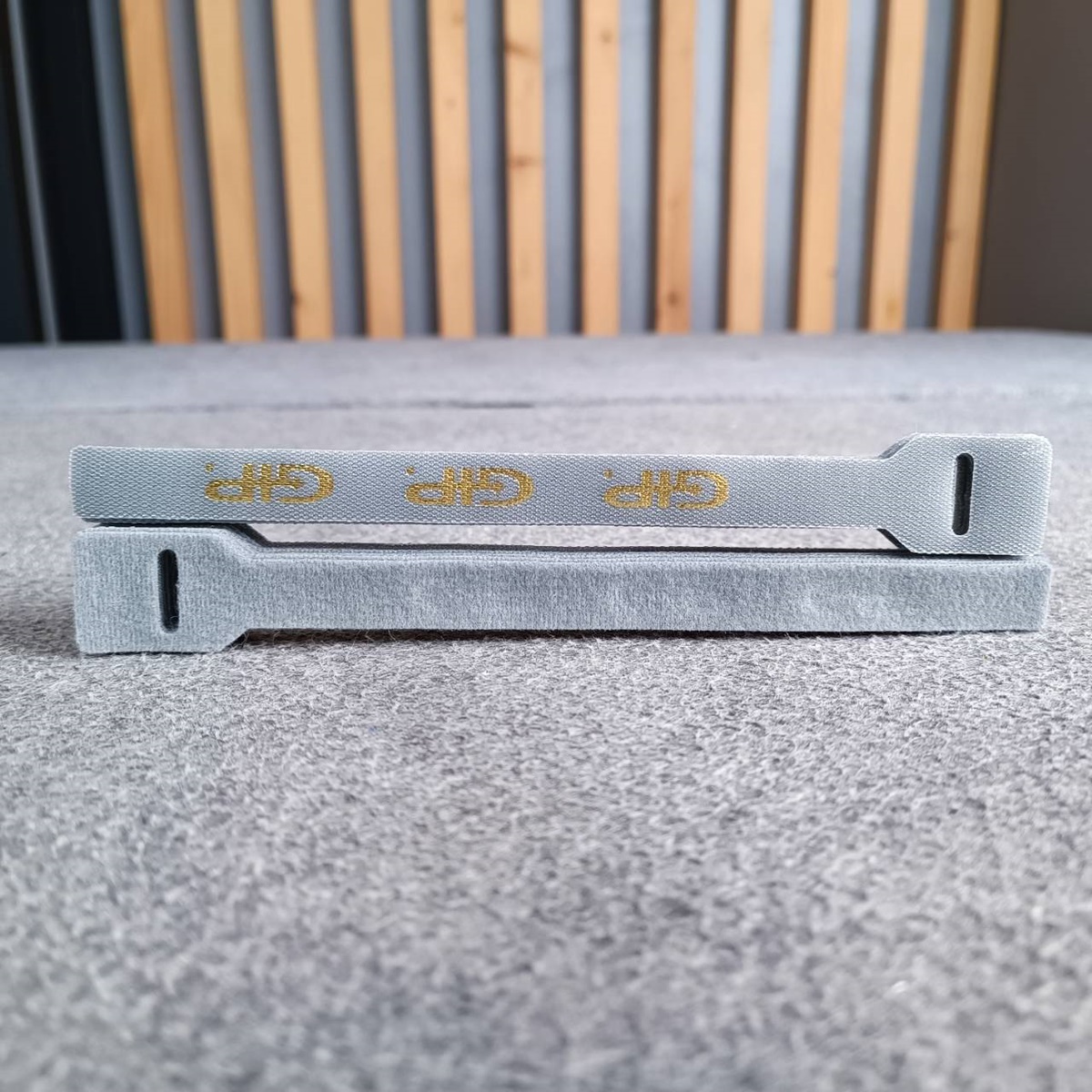 รุ่นใหม่ แพ็ค20เส้น สายรัดGIP สายรัดอเนกประสงค์ เข็มขัดสายไฟ สายรัด สายสัญญาณ สายลำโพง เอไอ-ไพศาล