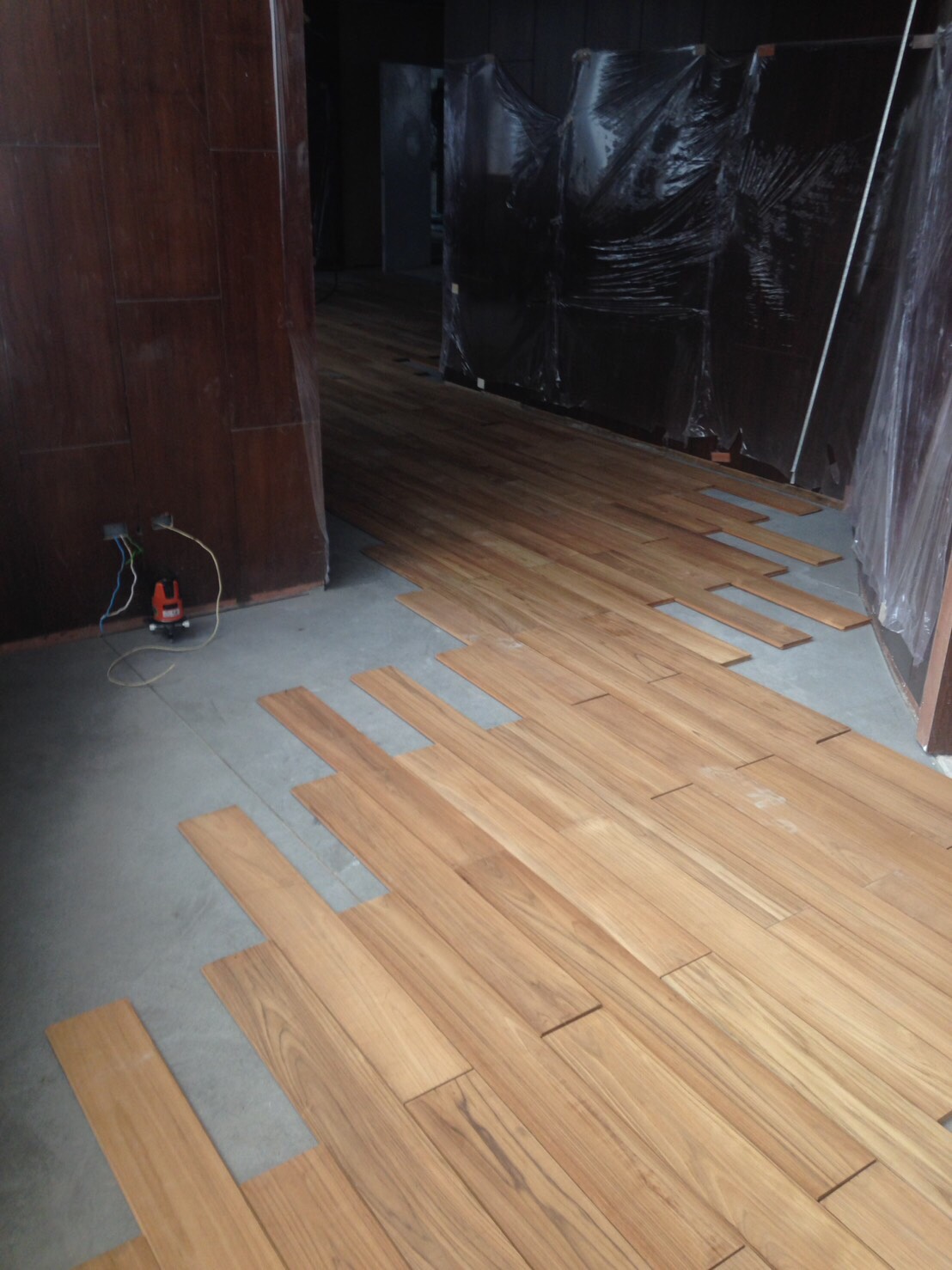 พื้นไม้ ไม้พื้น ไม้ปาร์เก้ ปาเก้ไม้สัก